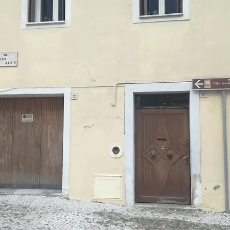 Panella Palace *